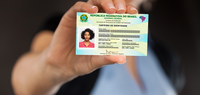 Nova carteira de identidade começa a ser emitida no Brasil