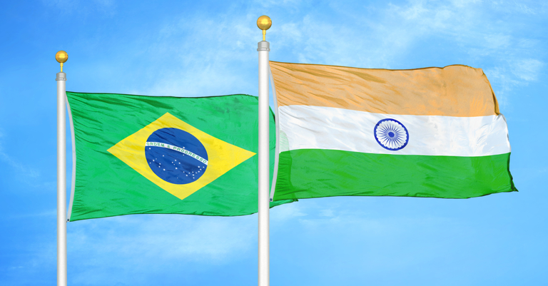 Bandeiras do Brasil e da Índia